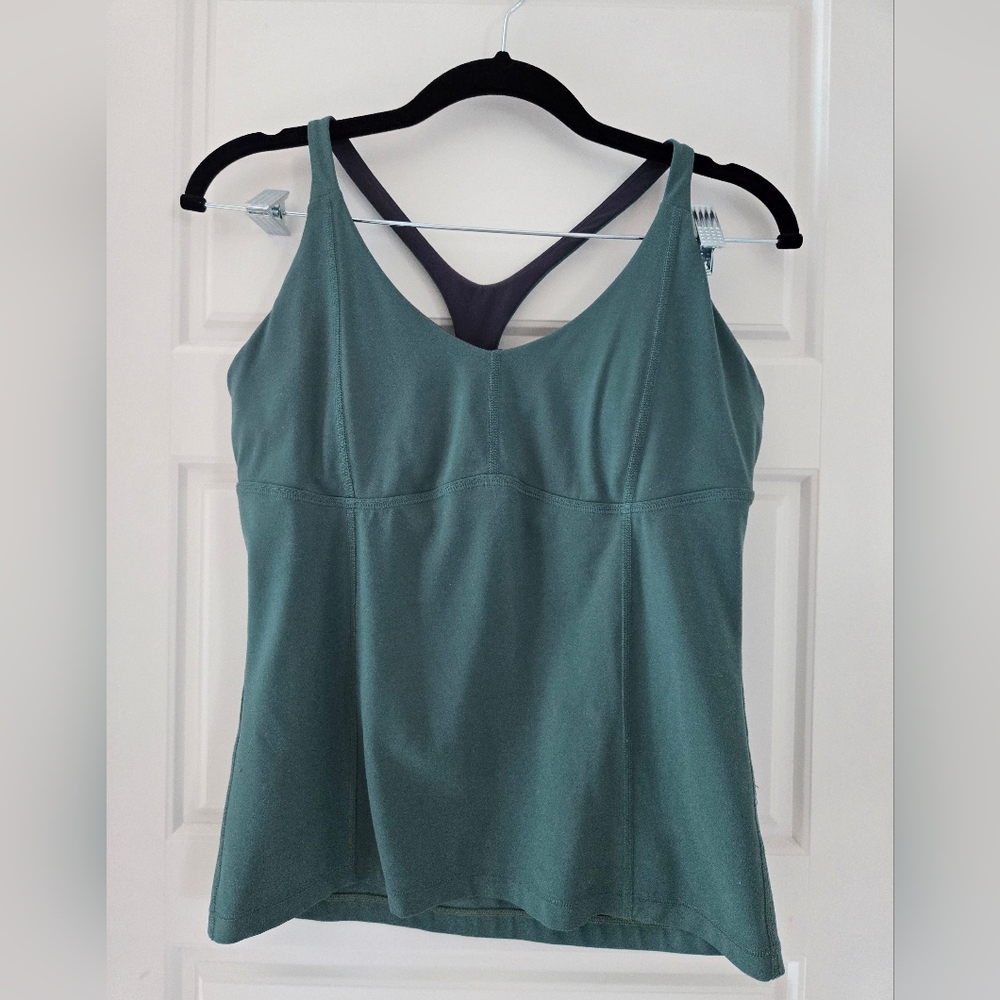 Prana momento yoga top